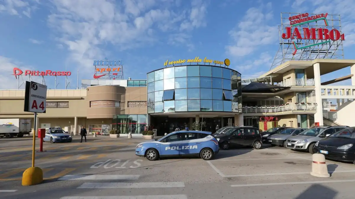 Jambo Trentola Ducenta