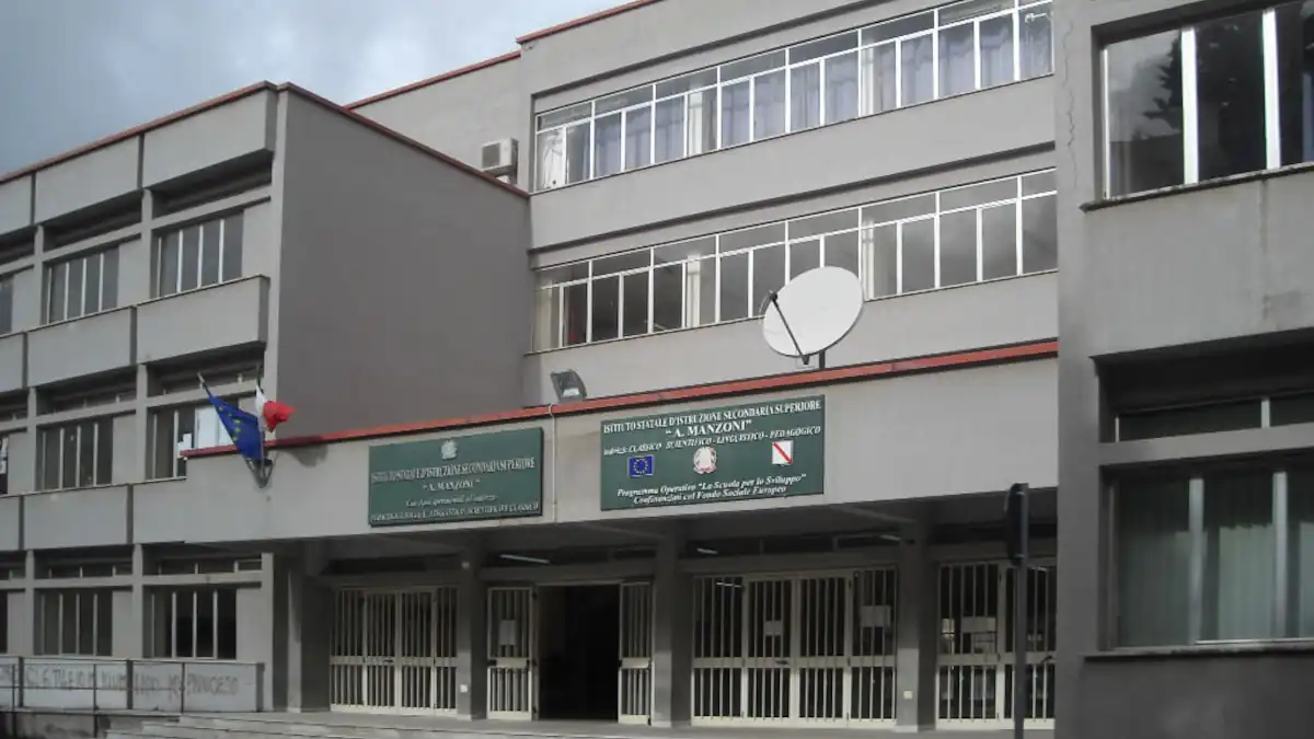 Liceo Manzoni Caserta