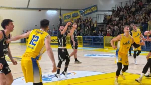 Piombino Juvecaserta 86-90 Serie B Nazionale