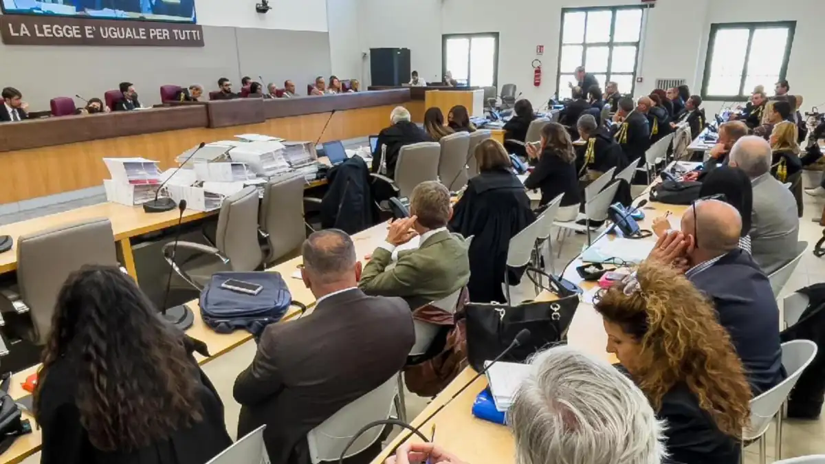 maxi processo, aula bunker Santa Maria Capua Vetere