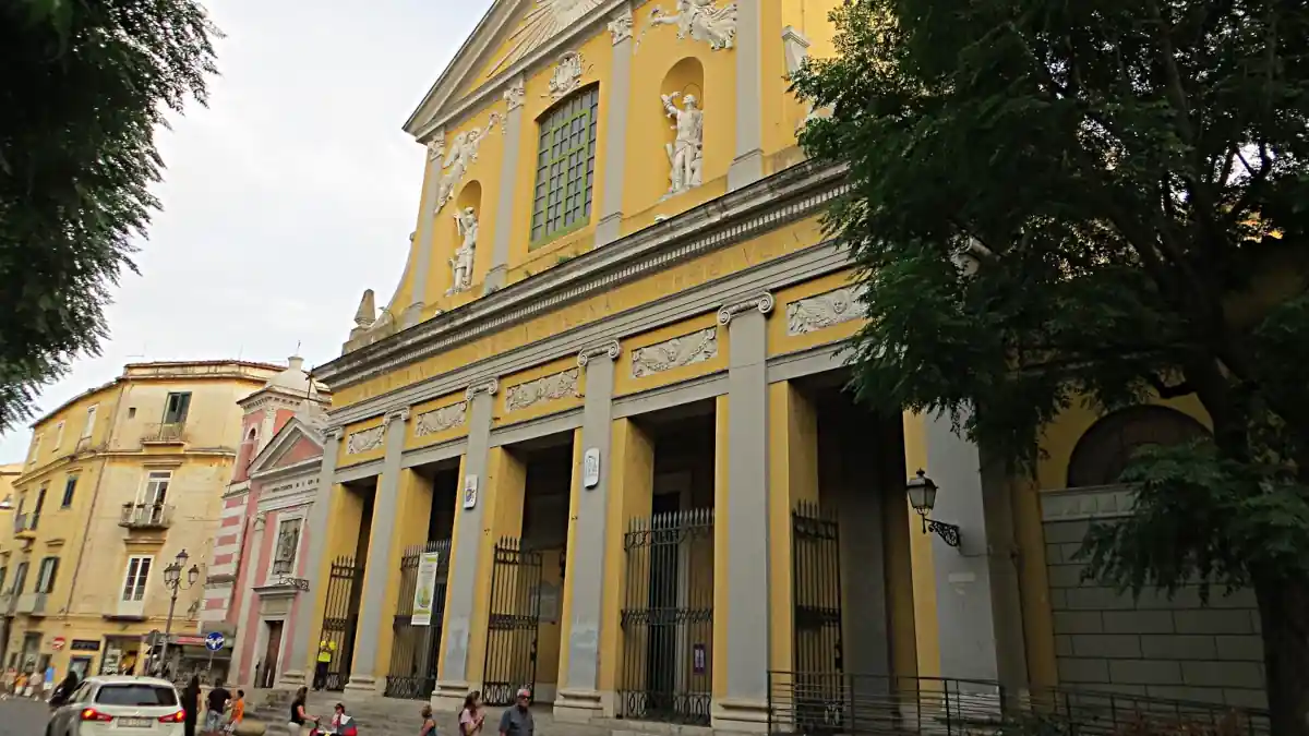duomo diocesi Caserta