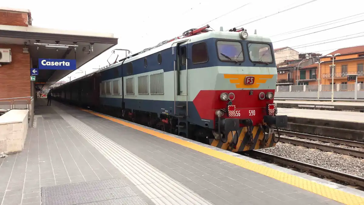 stazione FS Caserta